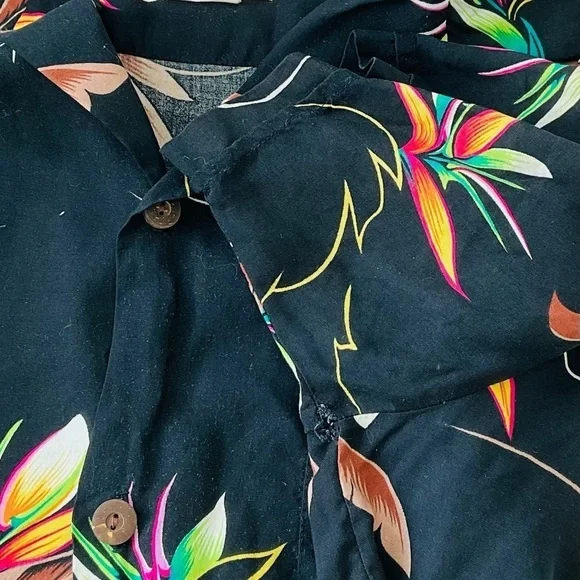 Vintage Pacific Cargo Birds of Paradise Black Hawaiian Camp Shirt Men’s M - Picture 4 of 4